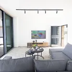 בית נופש Aqua Pearl Aq05 By Interhome