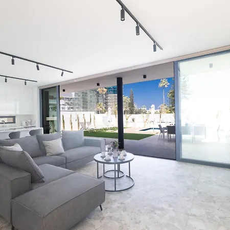 Aqua Pearl Aq05 By Interhome