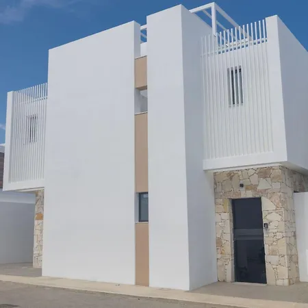 Semesterbostad Aqua Pearl Aq05 By Interhome *